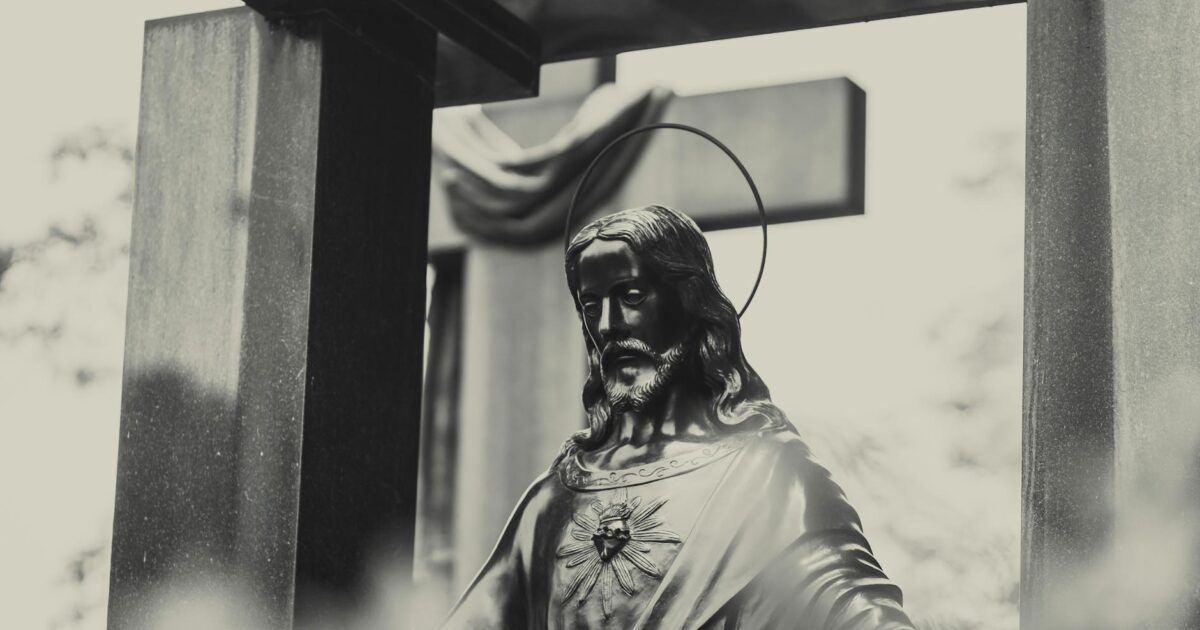 Do Catholics Believe in Jesus? The Heart of Their Faith in 2026