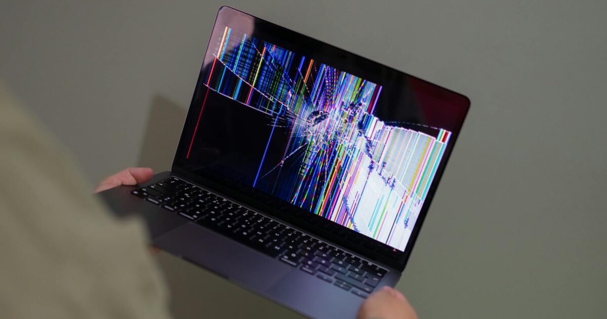 HP Laptop 14 df0xxx Review: Features & Performance (2026)