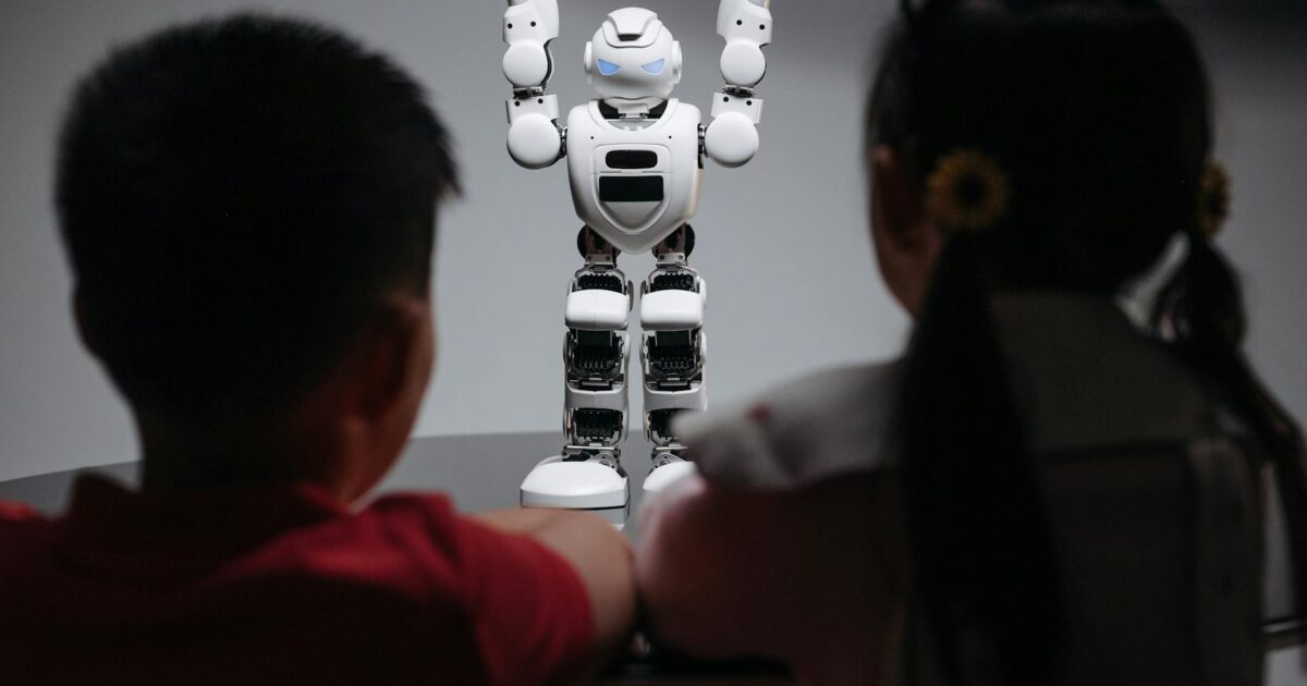 Reinforcement Learning Examples: Real-World Applications 2026