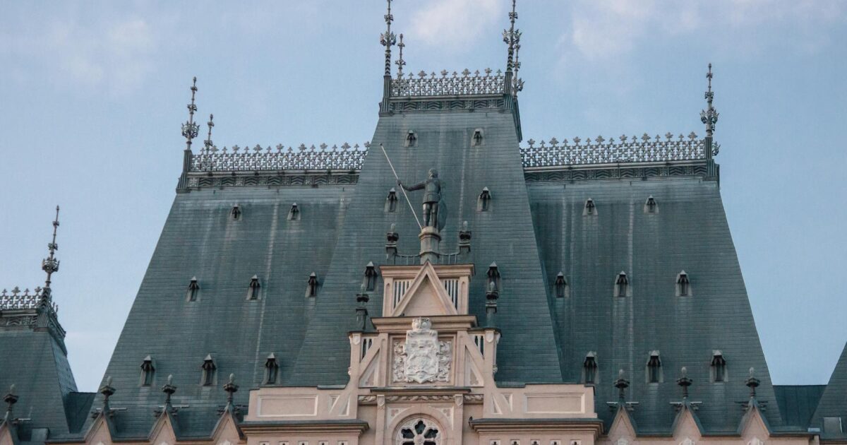 Conacul: Exploring Romania’s Grand Estates & Heritage in 2026