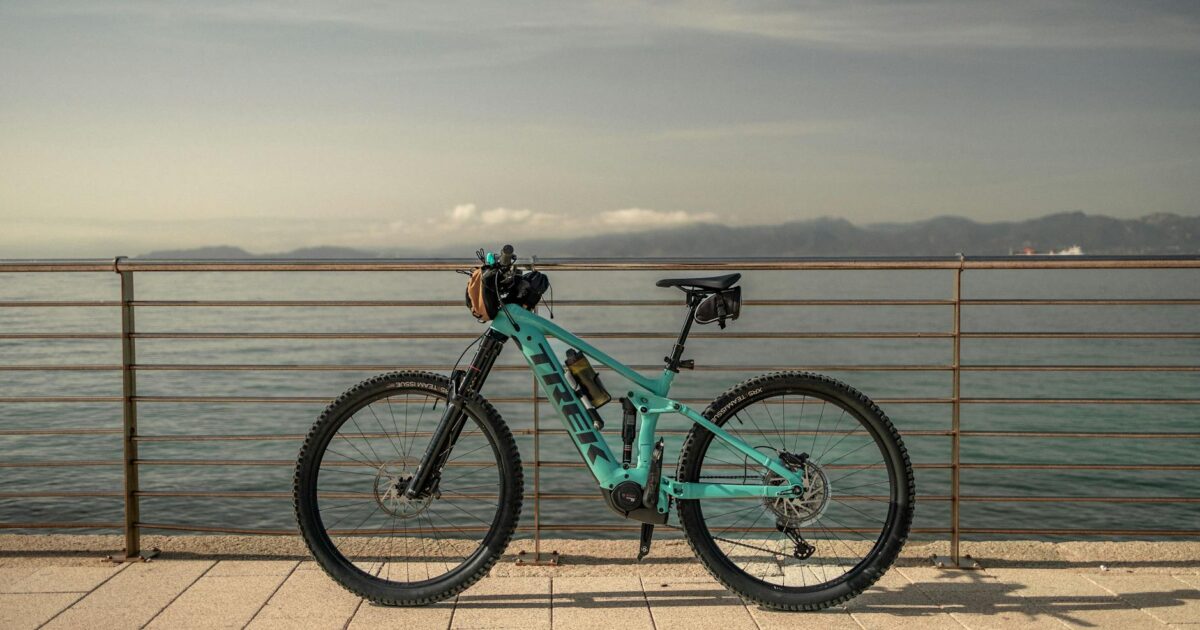 Trek Roscoe 8 Review 2026: The Ultimate Trail Hardtail?