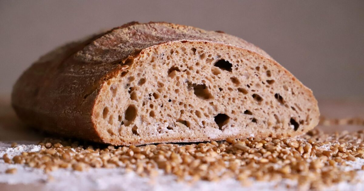 Is Pita Bread Healthy? Your Complete Nutrition Guide (2026)