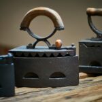 cast iron skillet searing steak