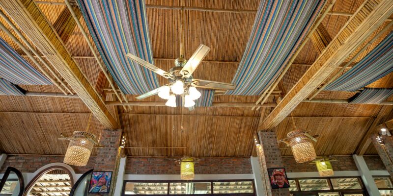 Ceiling Fan Direction for Winter: Save Energy in 2026!