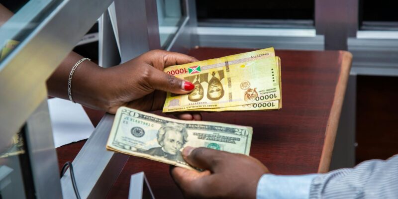 4000 Pesos to Dollars Conversion in 2026