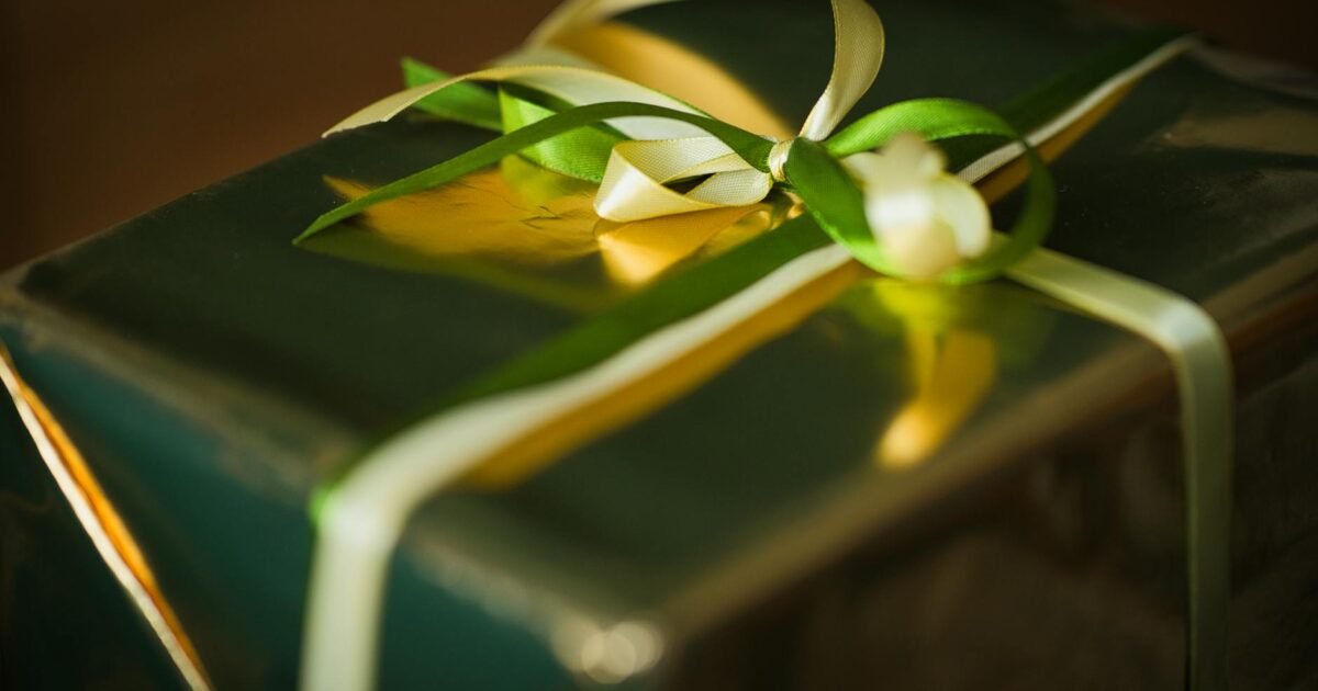 Green Ribbon Meaning Explained Simply