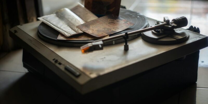 Heardle Decades: Your Guide to Musical Eras