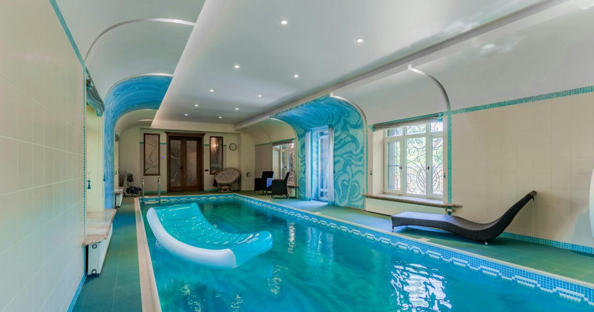 Gunite Pool: Your Ultimate Guide