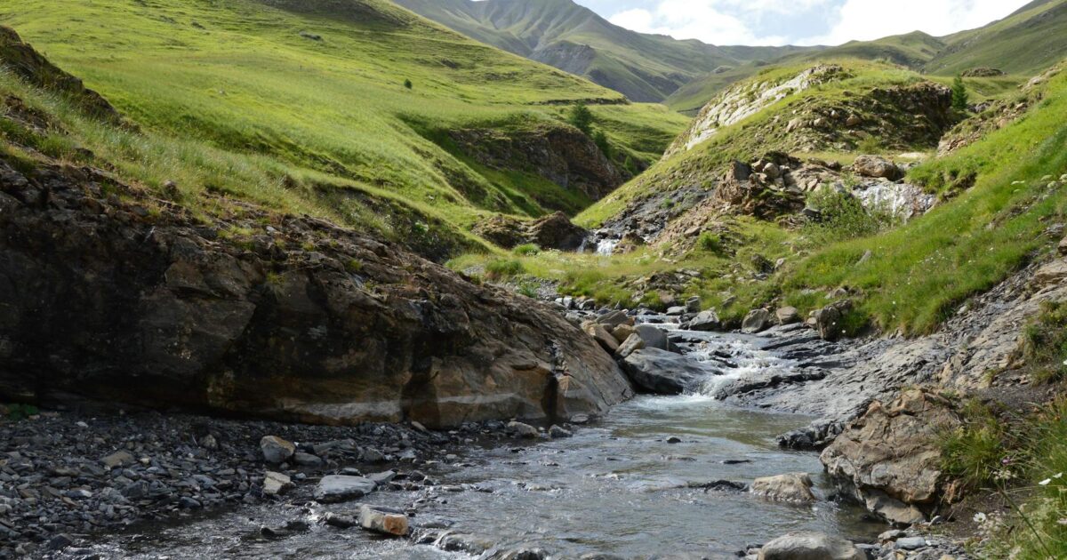 Find Creeks Close to Me