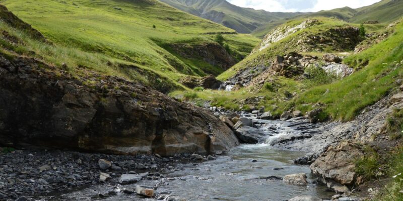 Find Creeks Close to Me